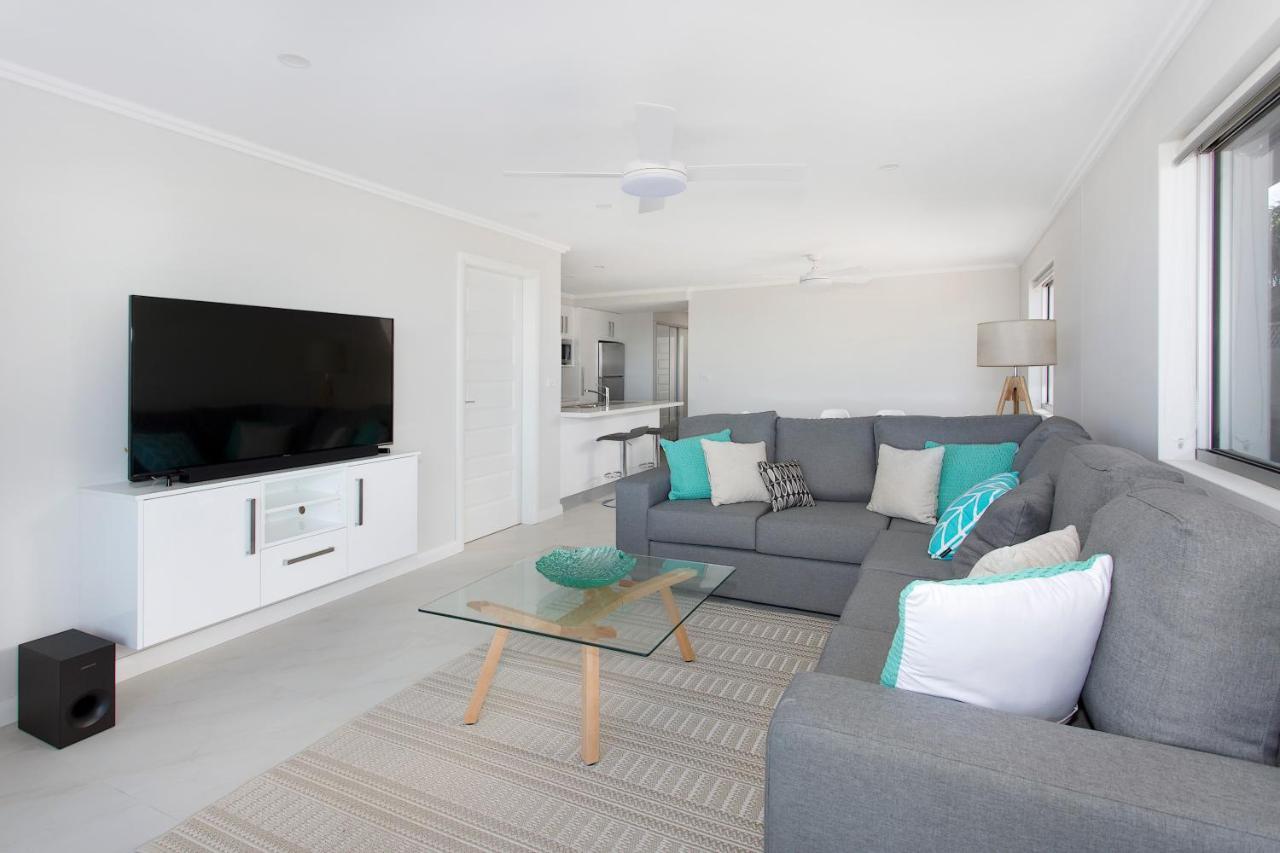 Seabreeze Stays On The Beach Barrack Point Экстерьер фото